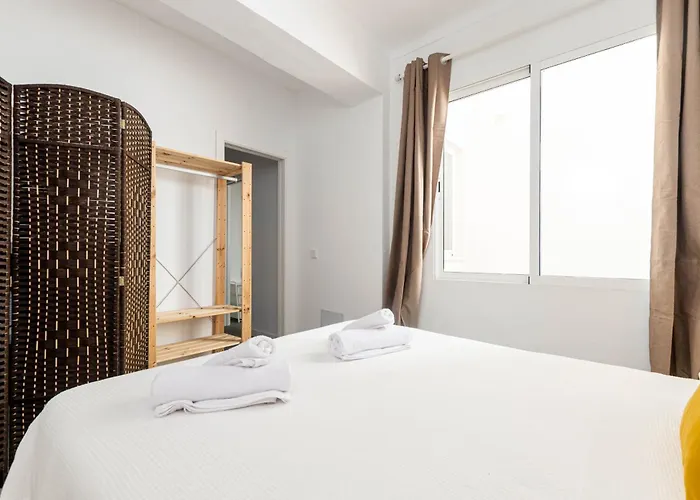 Yourhouse Monges With Balcony *