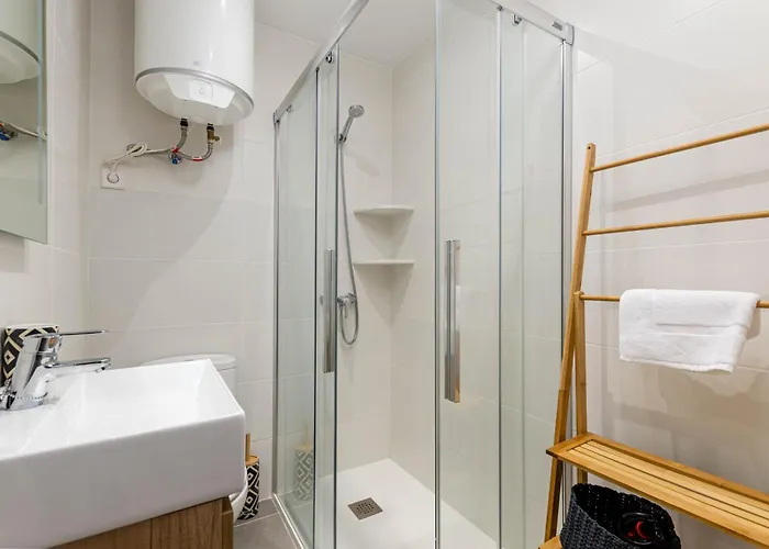 Yourhouse Monges With Balcony 아파트 캔 피카폴트