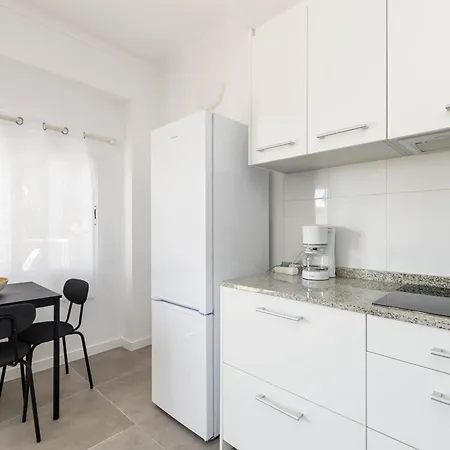 Yourhouse Monges With Balcony *