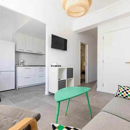 Yourhouse Monges With Balcony Apartament